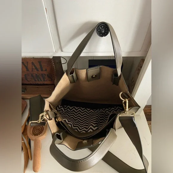 Colab - Picture 3 of 5